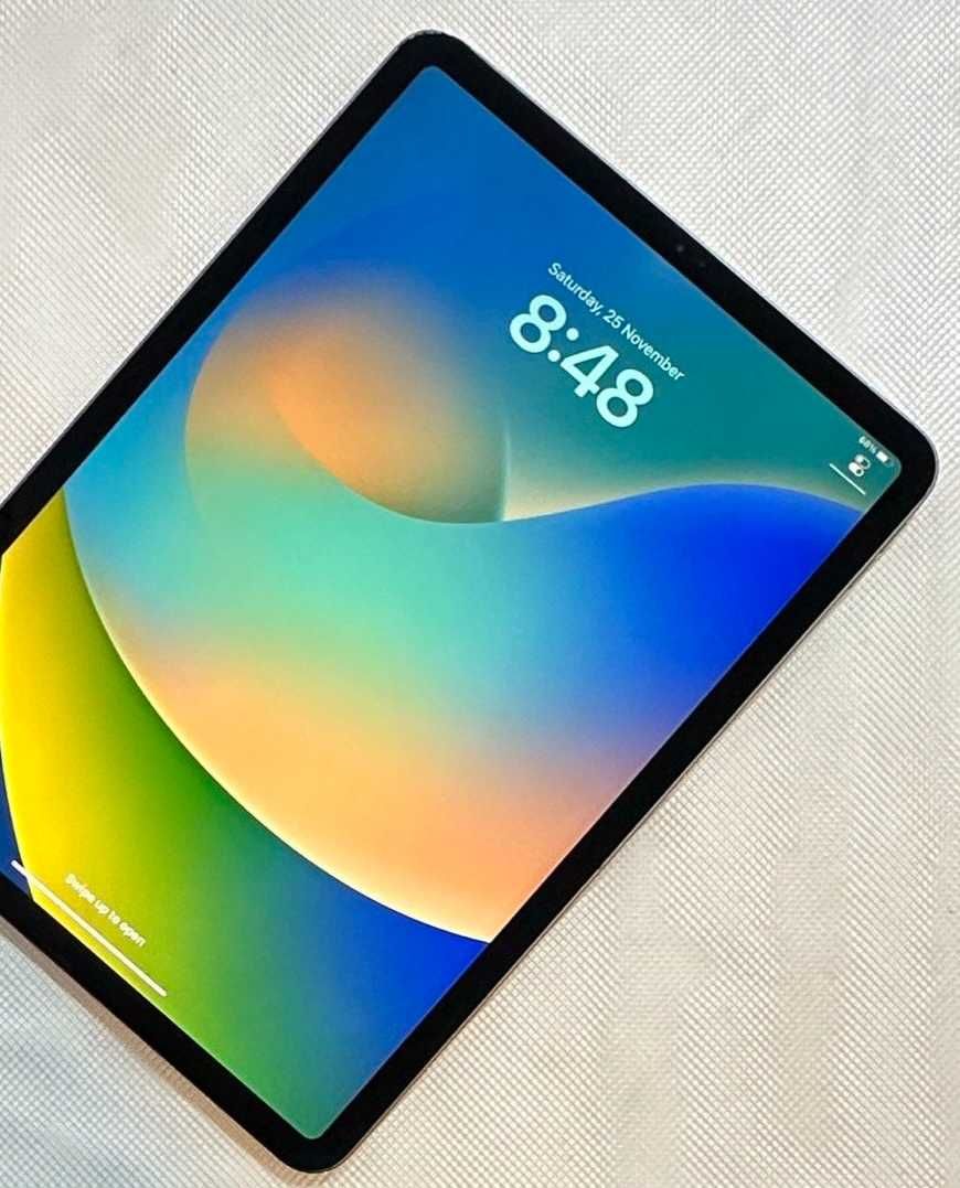 Продам Apple iPad 11 Pro 2020 года, 128GB WiFi + 4G