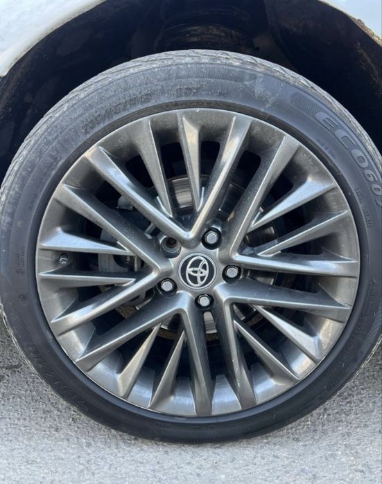Продам диск Р18 Camry/Lexus