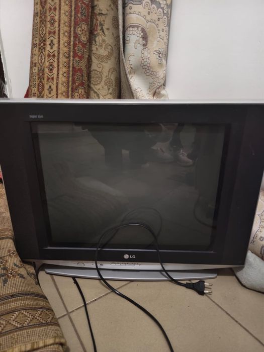 Телевизор  LG ……