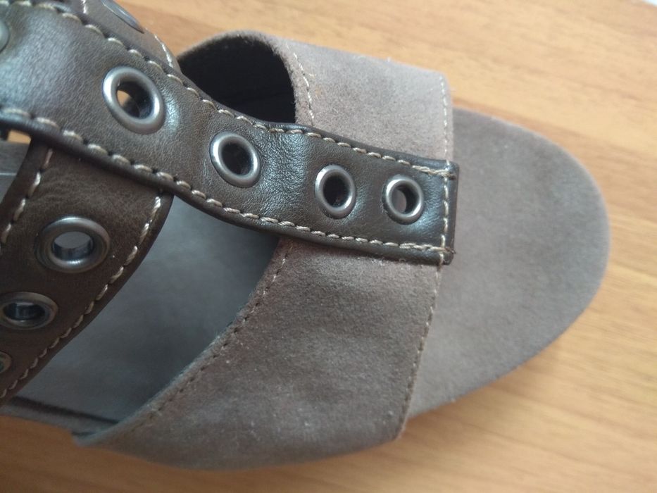 Дамски нови сандали номер 40