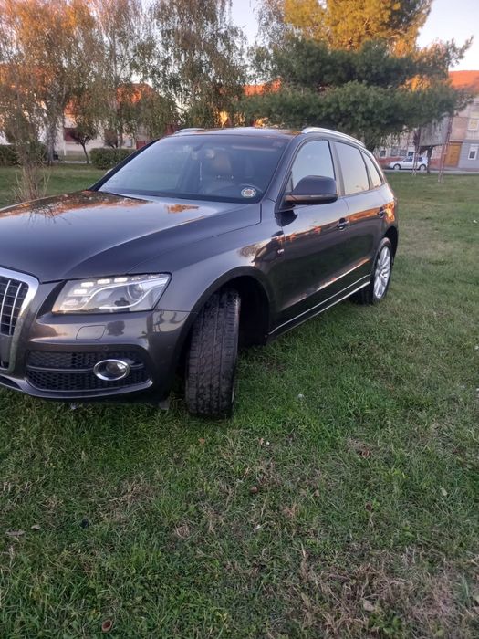 Vând Audi Q5 S Line
