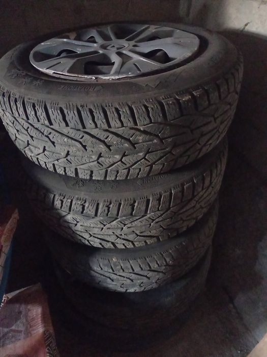 Jante tabla cu cauciucuri