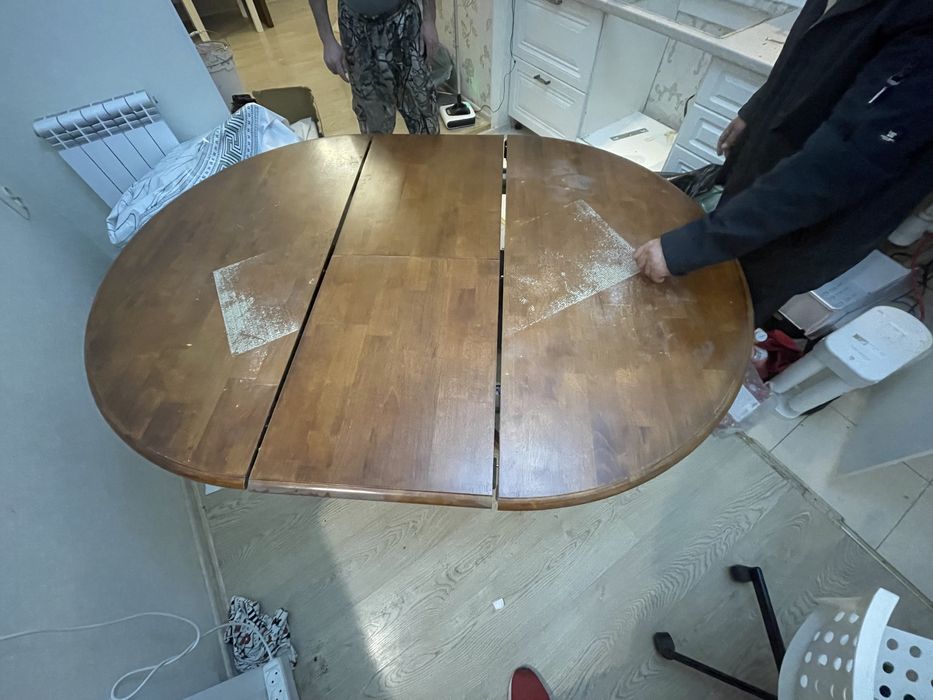 Стол круглый в отличном состоянии