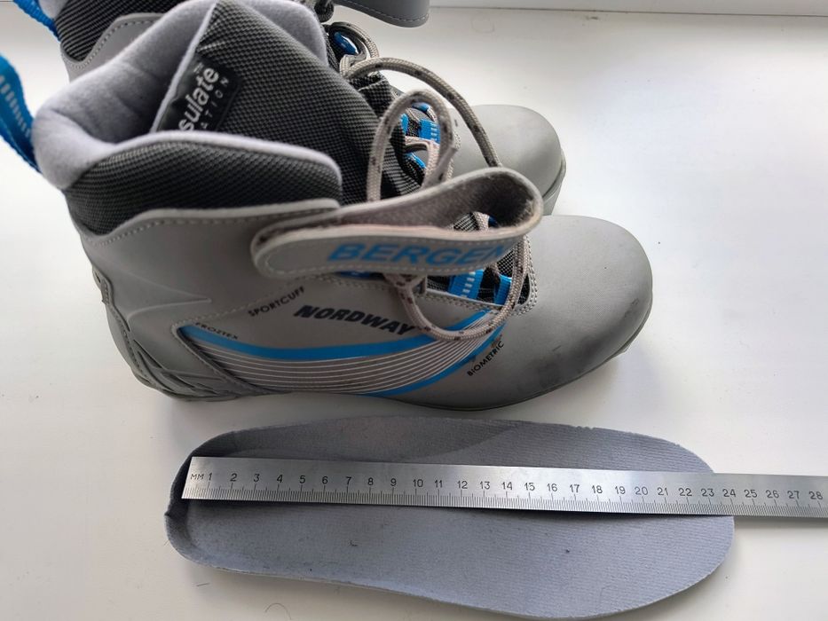 Ботинки лыжные размер 38