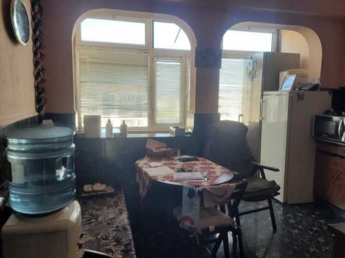 Продава се Тристаен апартамент в София, Център - 88 кв.м за 2158 €/кв.м - Снимка #11