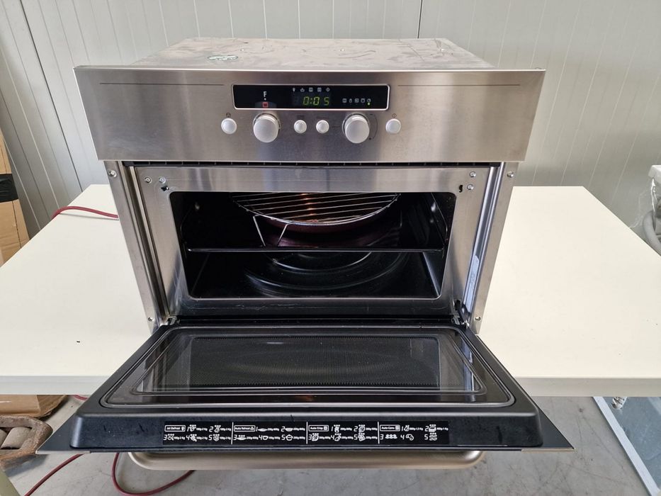 Cuptor Microunde whirlpool 40l incorporabil