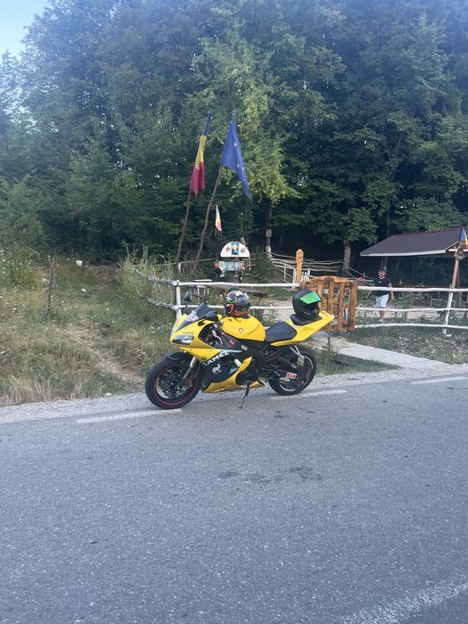 Yamaha yzf r1 rn 09 din 2003