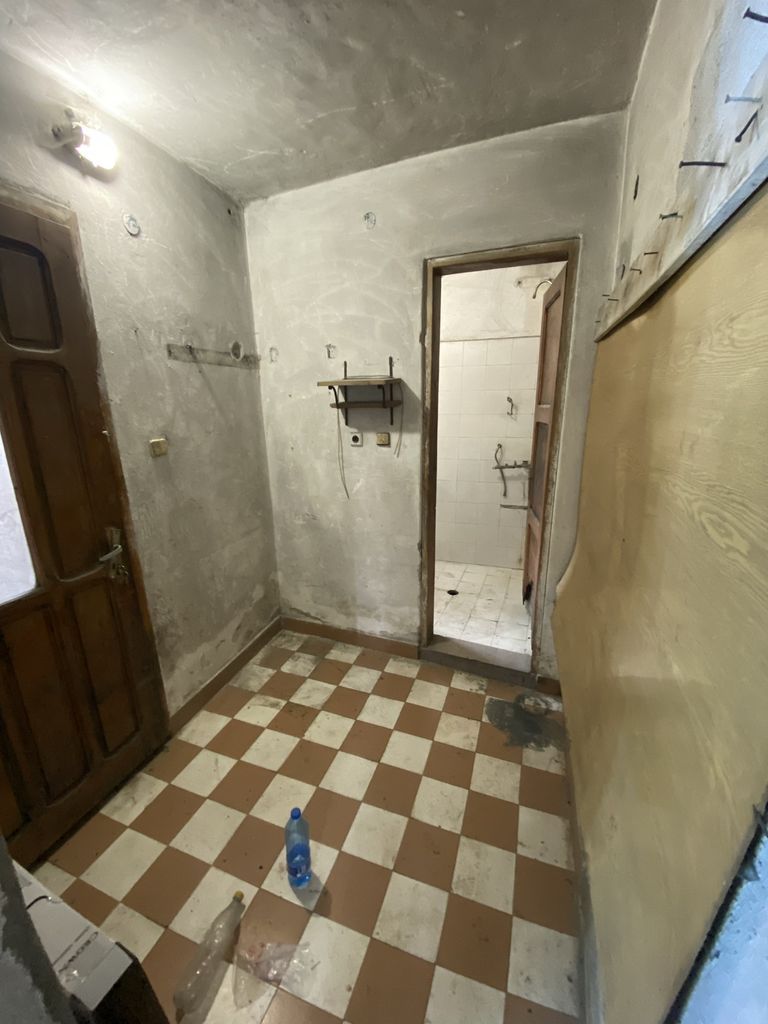 Дава се под наем Гараж / Паркомясто в Перник, Красно село - 70 кв.м за 219.3 € - Снимка #6