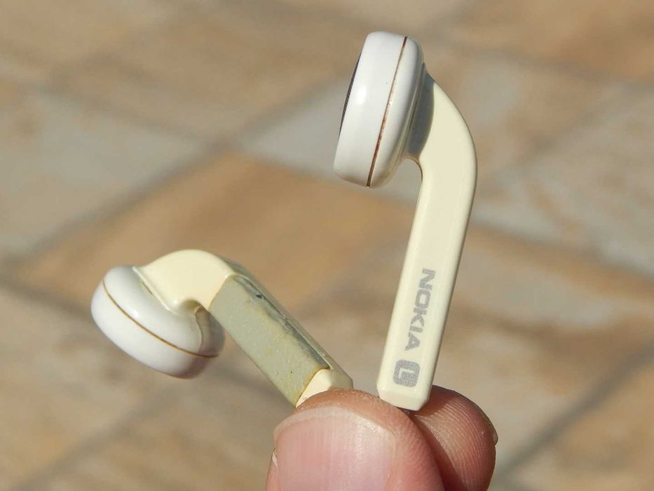 Casti vechi telefon tip HS-3 Nokia utilizate 2007