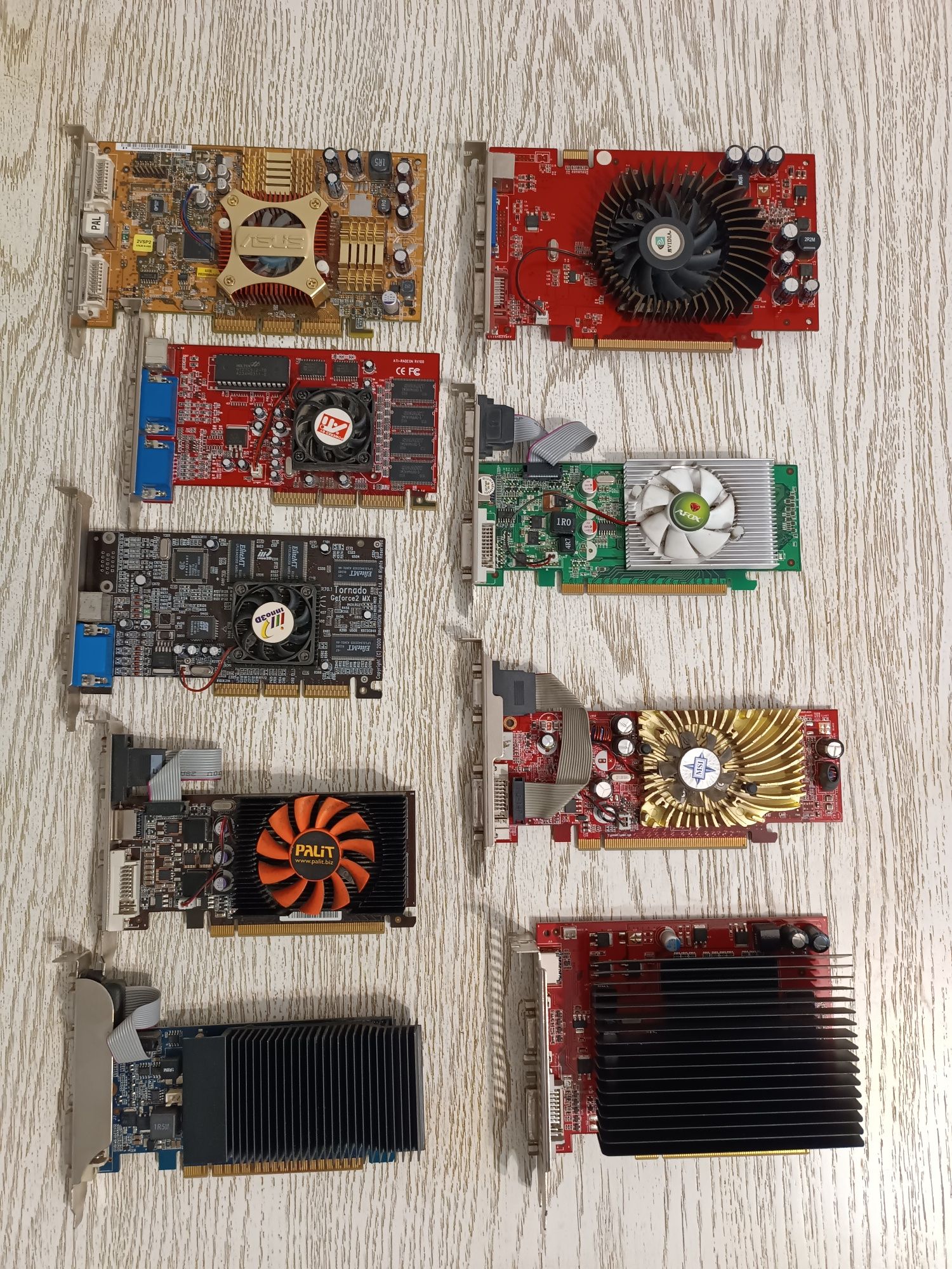 Видеокарты, остались PCI express