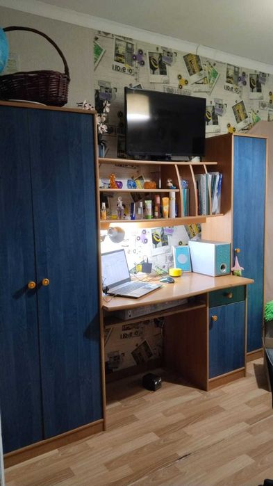 Продам подростковый гарнитур