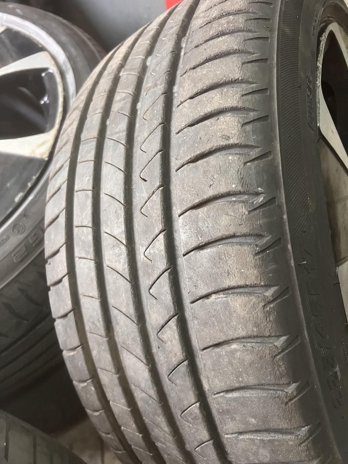 Джанти с гуми 225/45/17