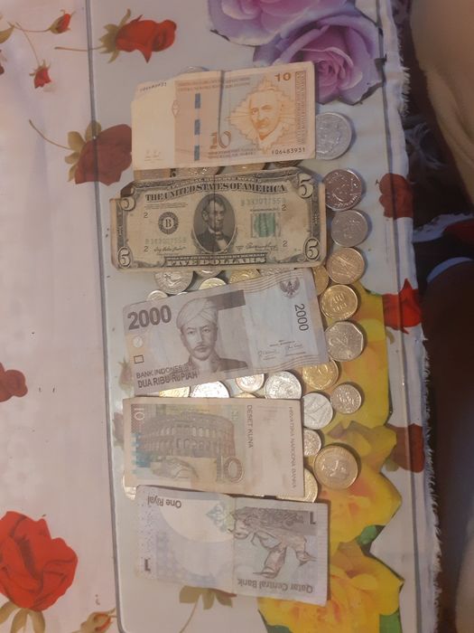 Monezi vechi de vândut