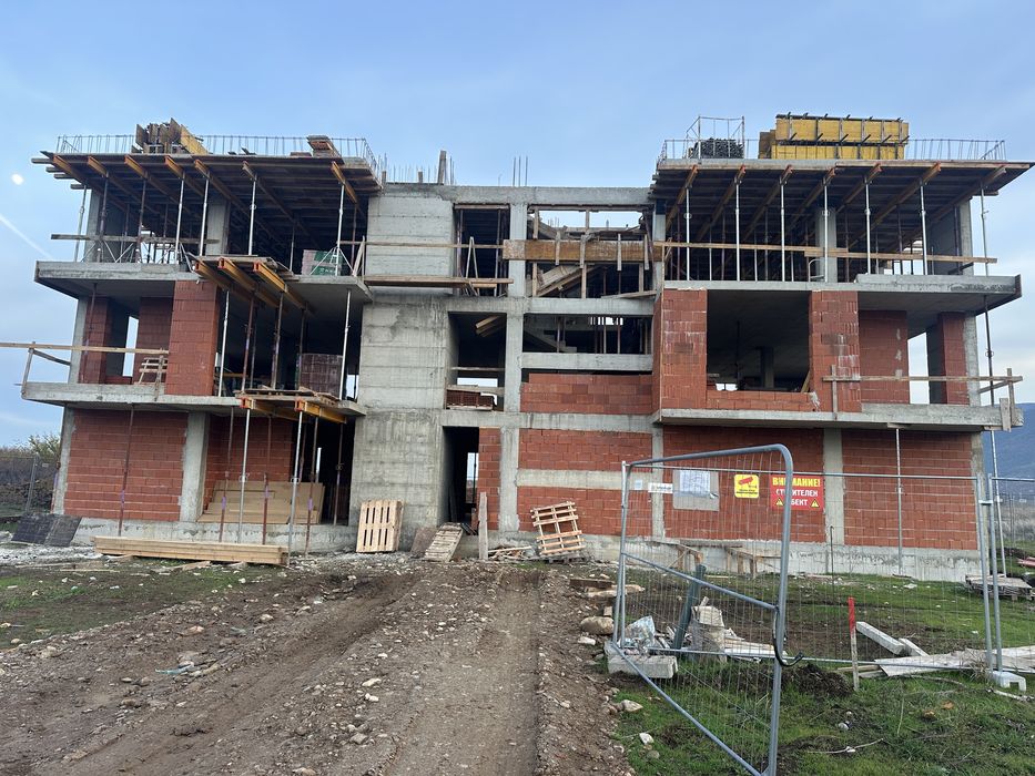 Двустаен апартамент в малка бутикова сграда