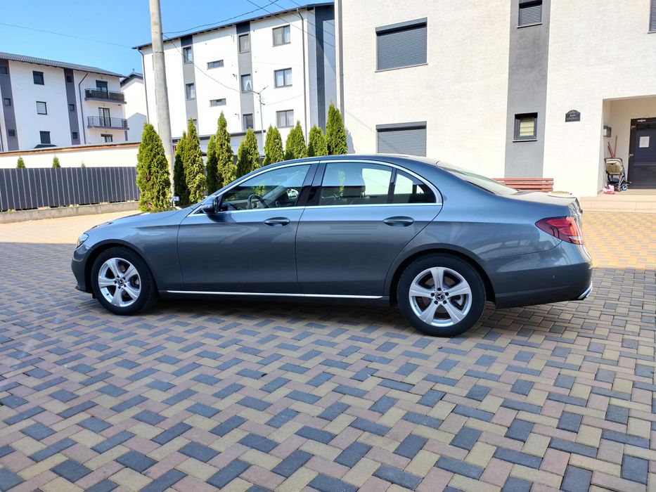 Mercedes Benz E220D