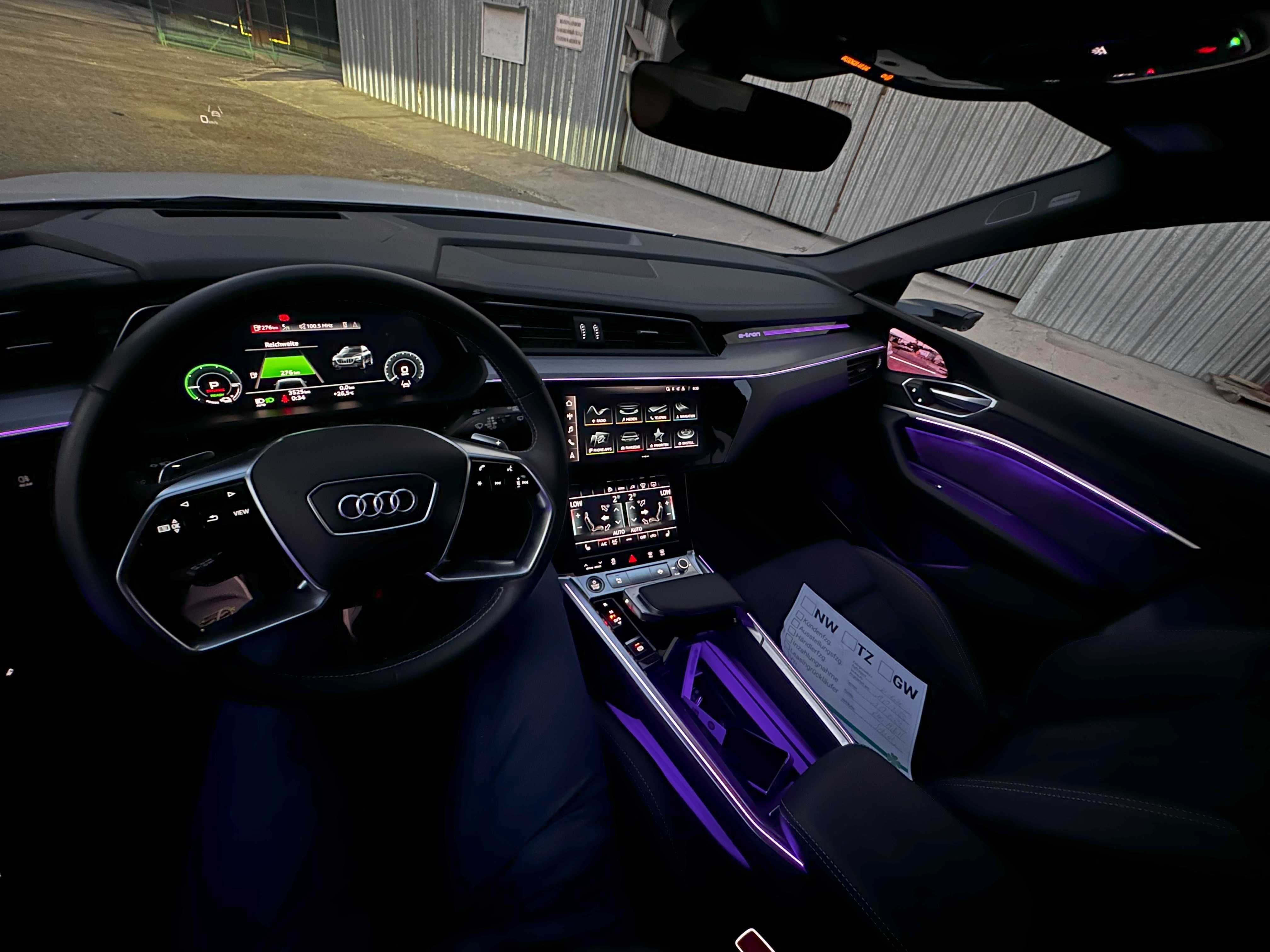 Audi E-tron 55 Quattro, 2020 год, пробег 25 000 км, 400 км запас хода