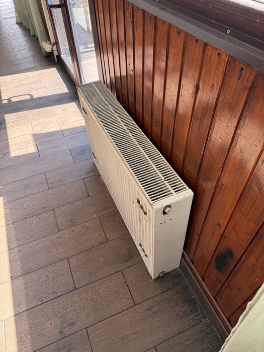 Calorifer stare buna de functionare pret 100 lei urgent predare in s.4