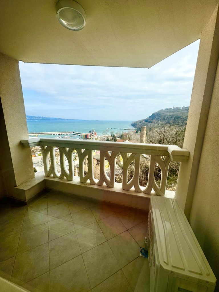 Продава се Двустаен апартамент в Варна, Спортна зала - 79 кв.м за 1836 €/кв.м - Снимка #7