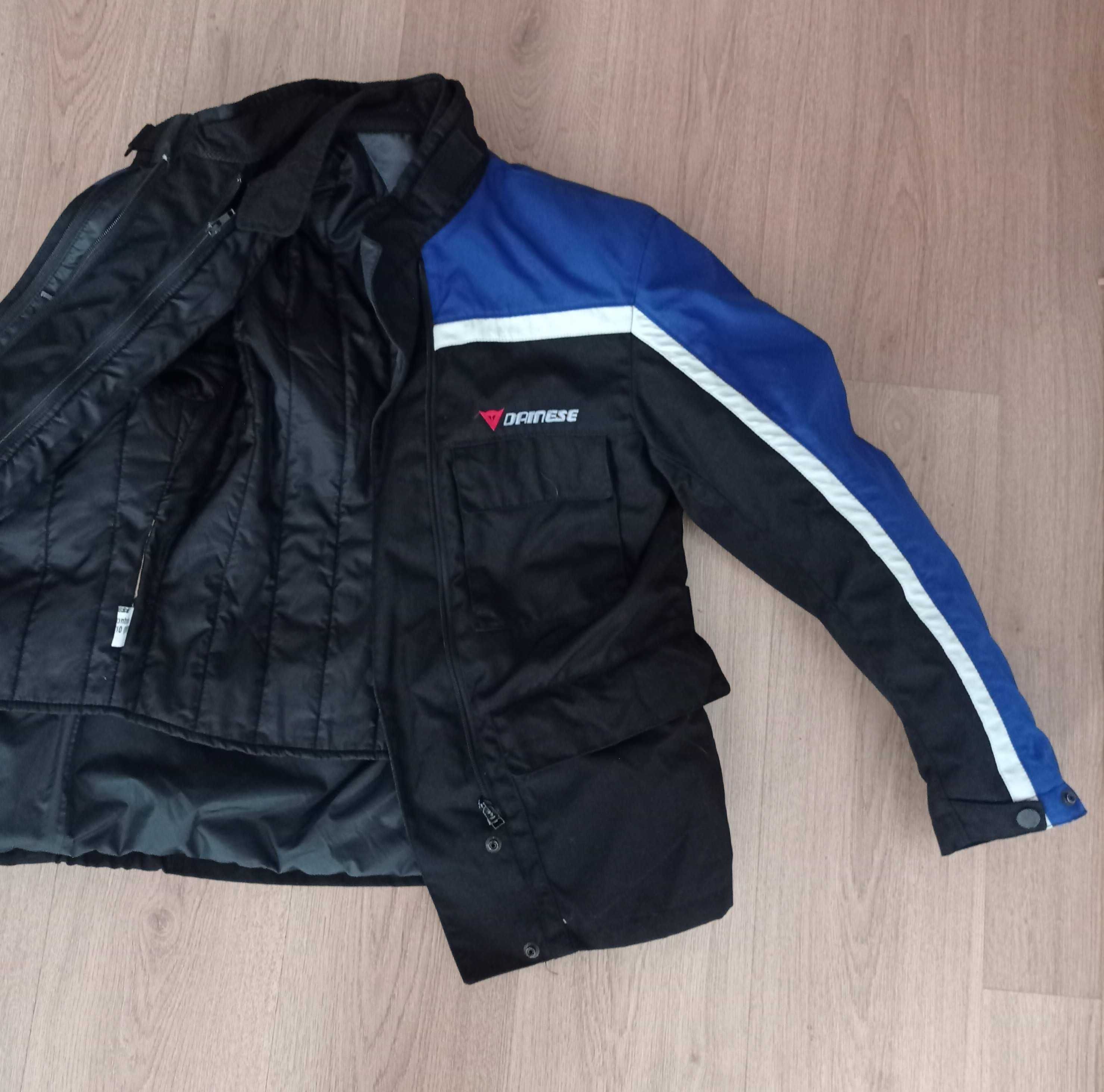 Мото яке с протектори DAINESE