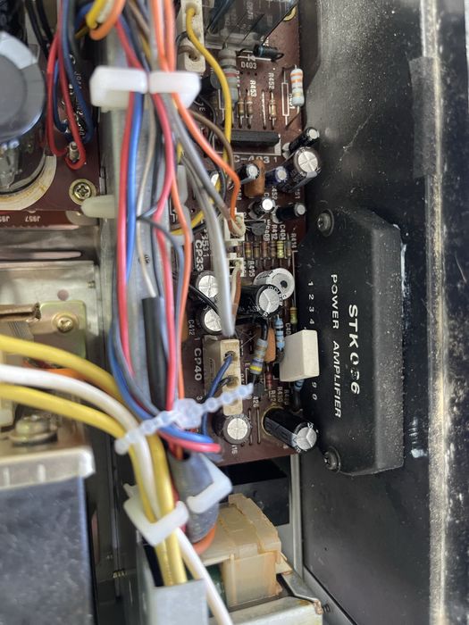 Vând amplituner Siemens RS555 necesită recondiționare. Preț bun!!!