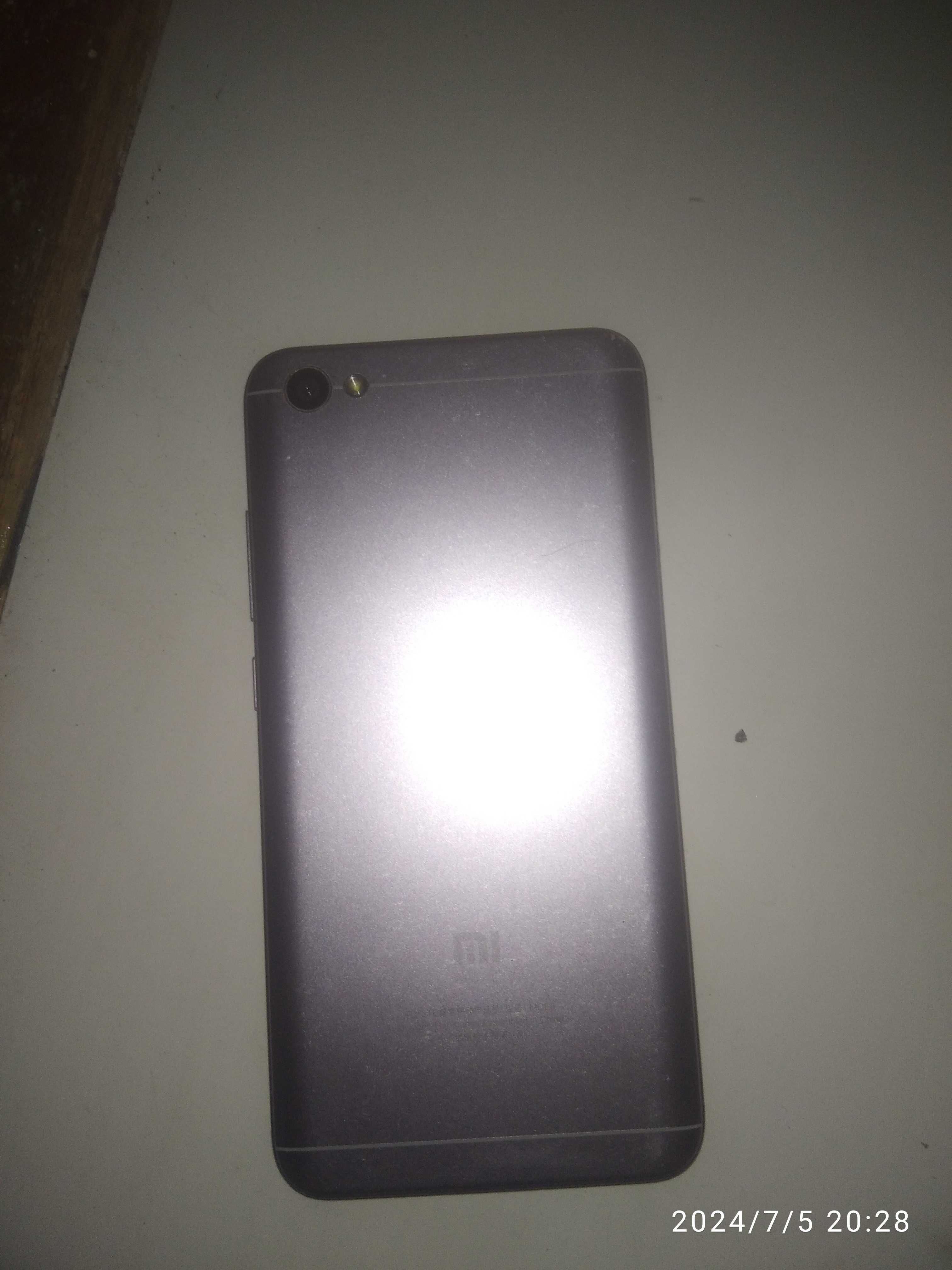 Телефон,Redmi note 5a
