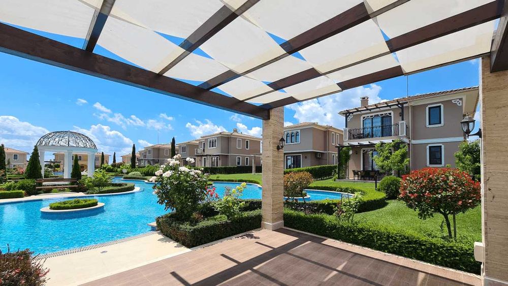 Дава се под наем Къща в Поморие - 130 кв.м за 1100 € - Снимка #12