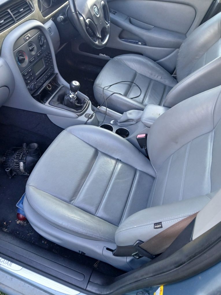 Jaguar  X-type 2.0D