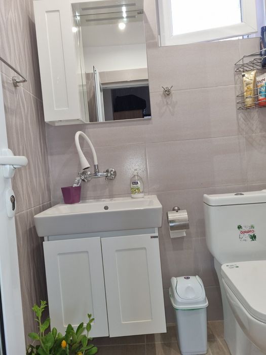 Продажби. Етаж от