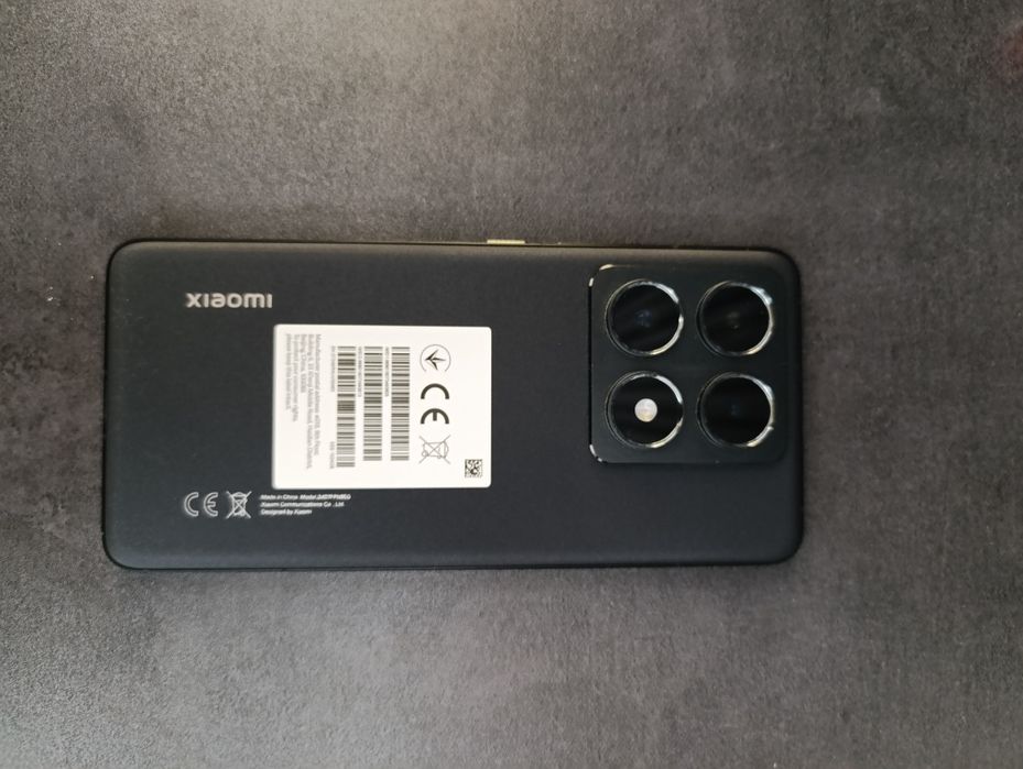 Продается телефон