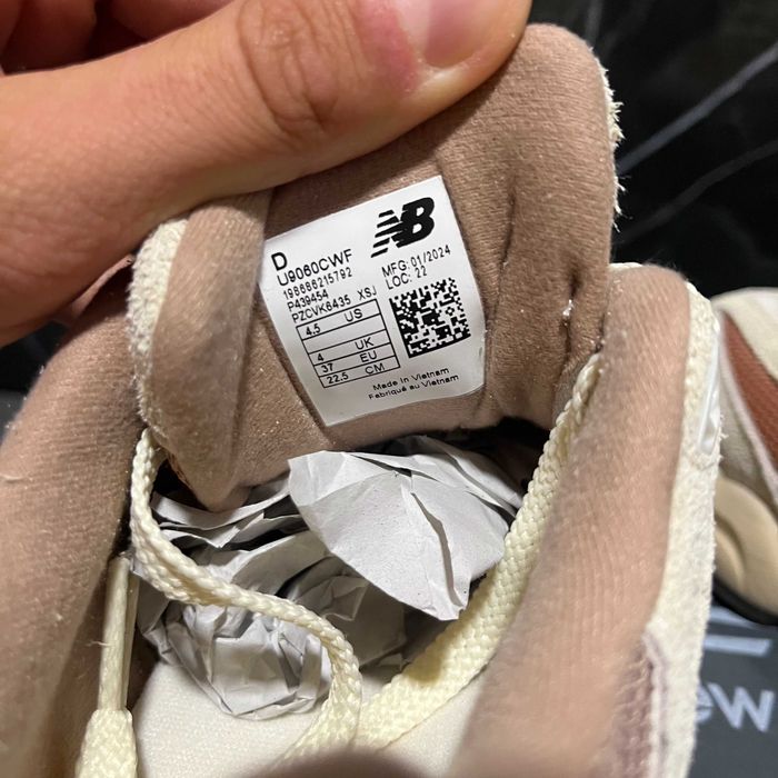 New Balance 9060, marime: 37