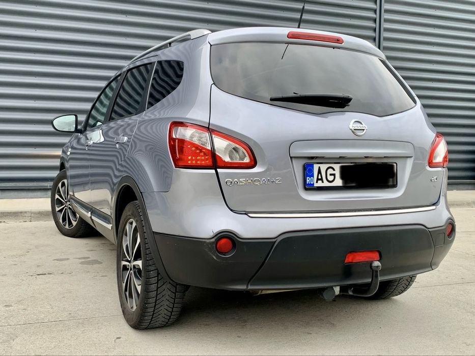 Nissan Qashqai + 2 4x4 Tekna / 2.0 dci / Automat /7 Locuri / Navi