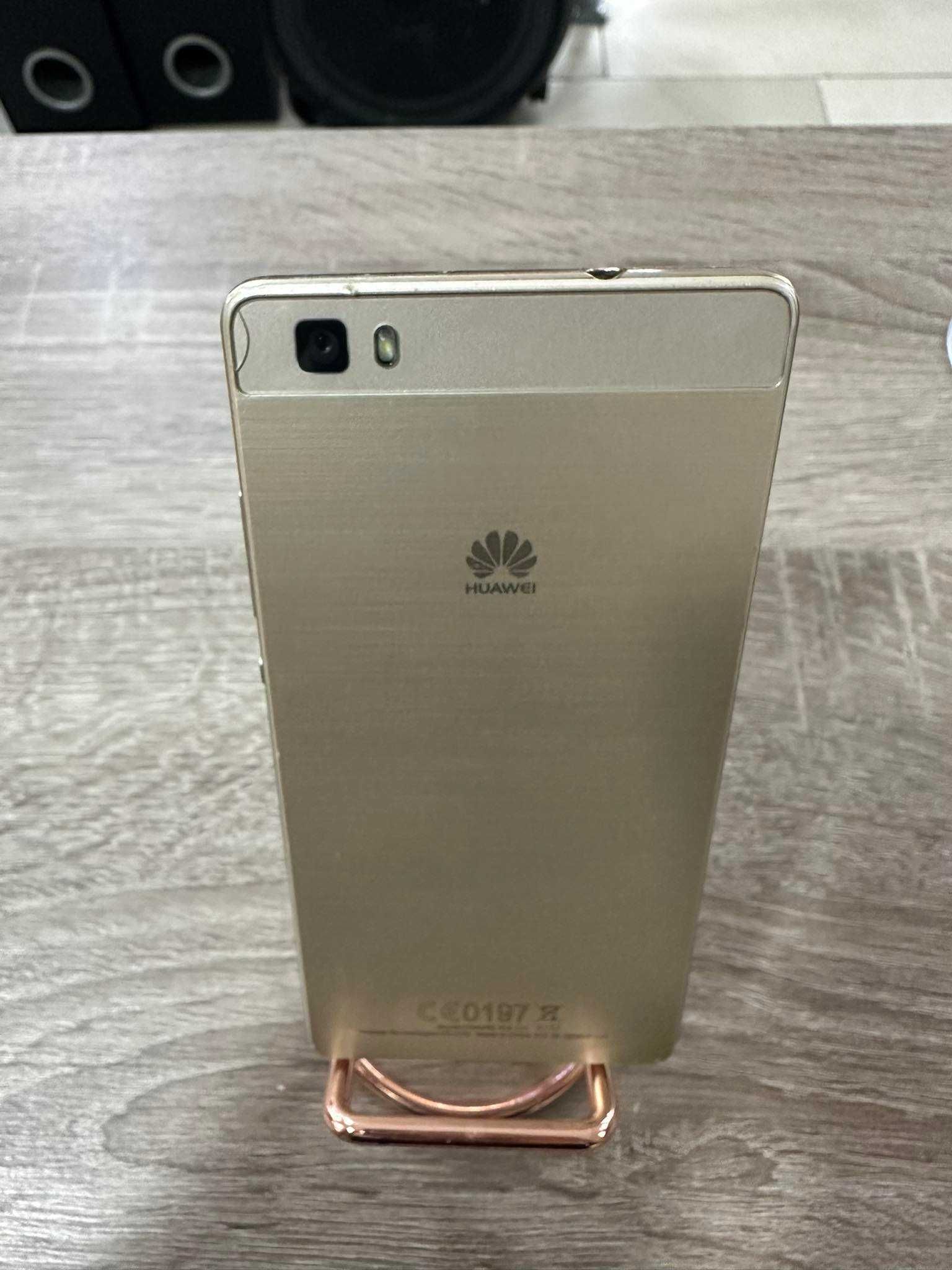 Продавам Телефон Huawei P8 lite Gold