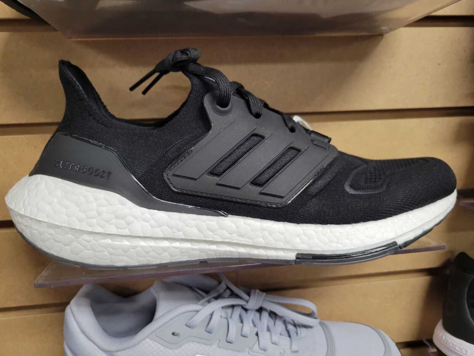 Оригинални маратонки *ADIDAS ULTRABOOST 22 Primegreen *EU38 2/3 , 40.5