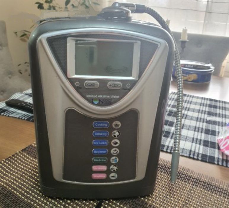 Машина за алкална вода