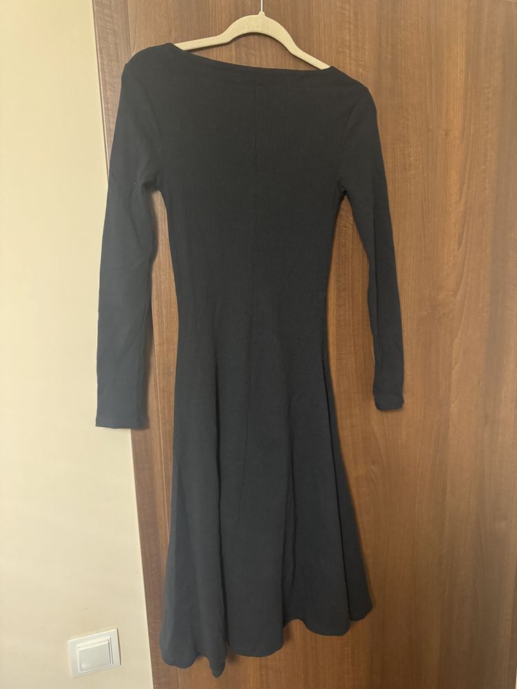 Rochie neagra LeGer 34