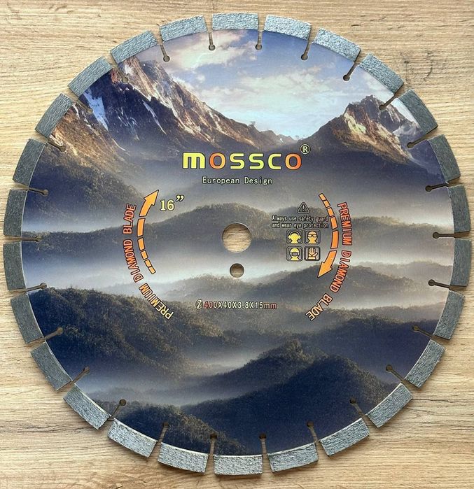 Алмазный Каронка
Almazniy kareskiy kar