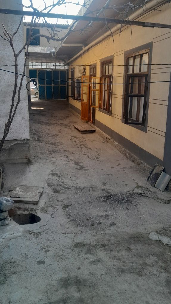 Hovli sotiladi karmana tumani