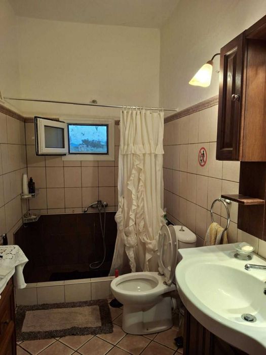 Продава се  къща Аспровалта