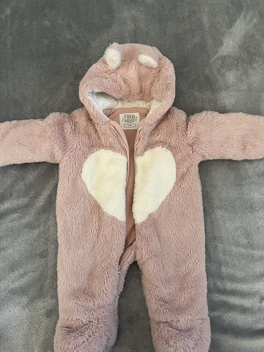 Космонавт на анлийска марка Fred&Flo