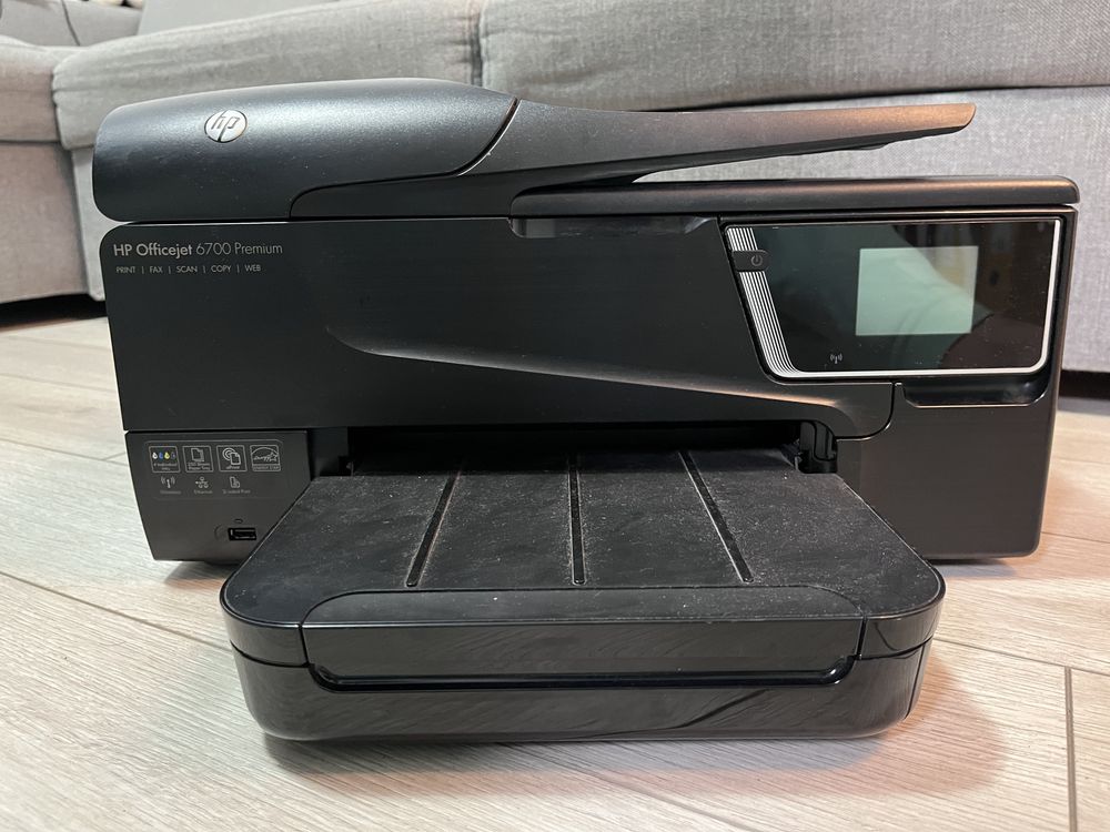 Multifuncțional imprimanta HP Officejet 6700 Premium