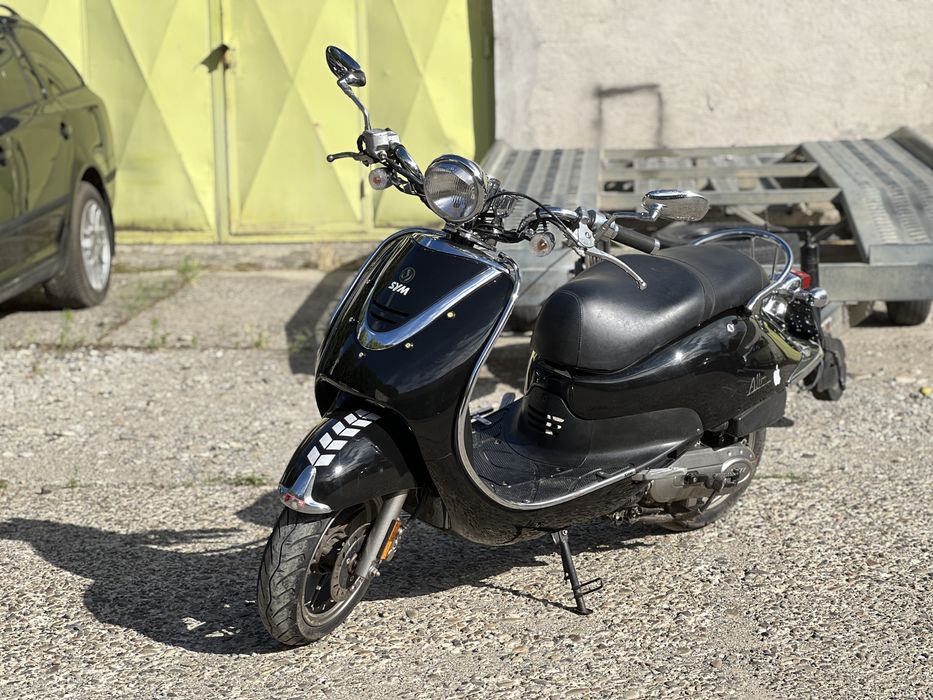 Scuter Grand Retro Sym Allo