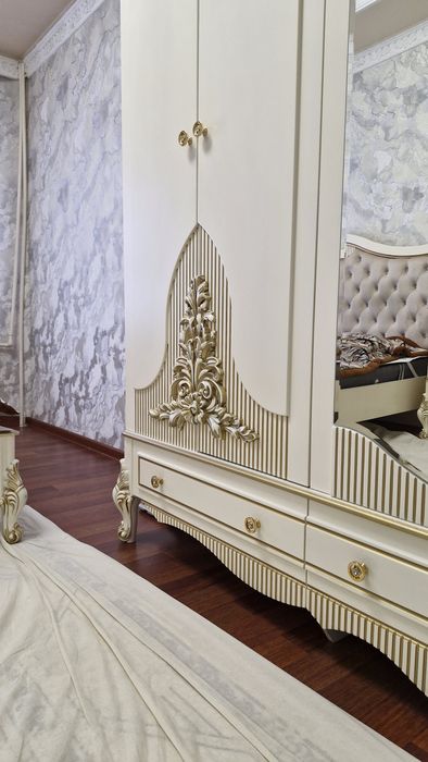 Spalniy mebel sotiladi