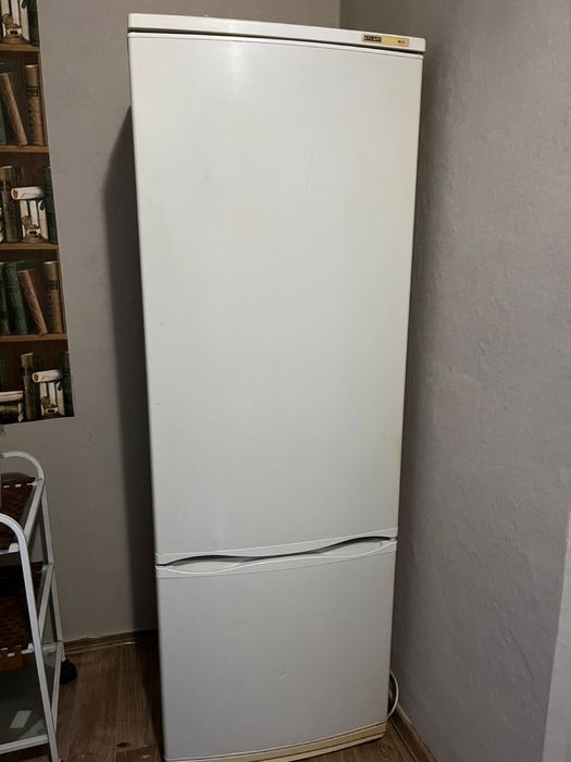 Продам СРОЧНО холодильник!!