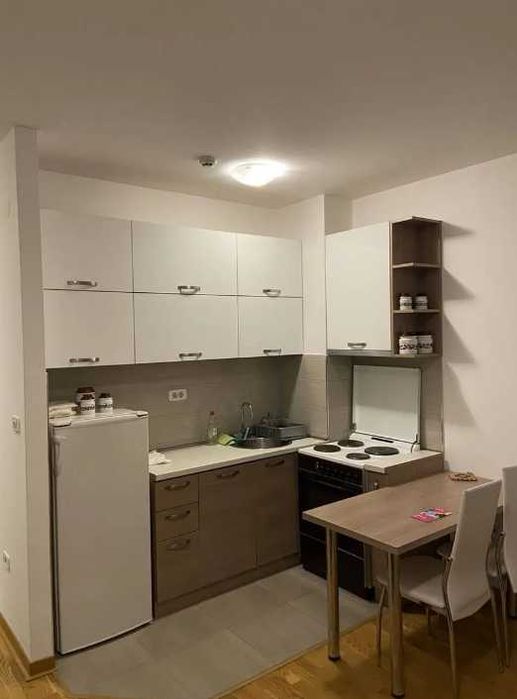 Дава се под наем Двустаен апартамент в Пловдив, Христо Смирненски - 44 кв.м за 188.7 € - Снимка #1