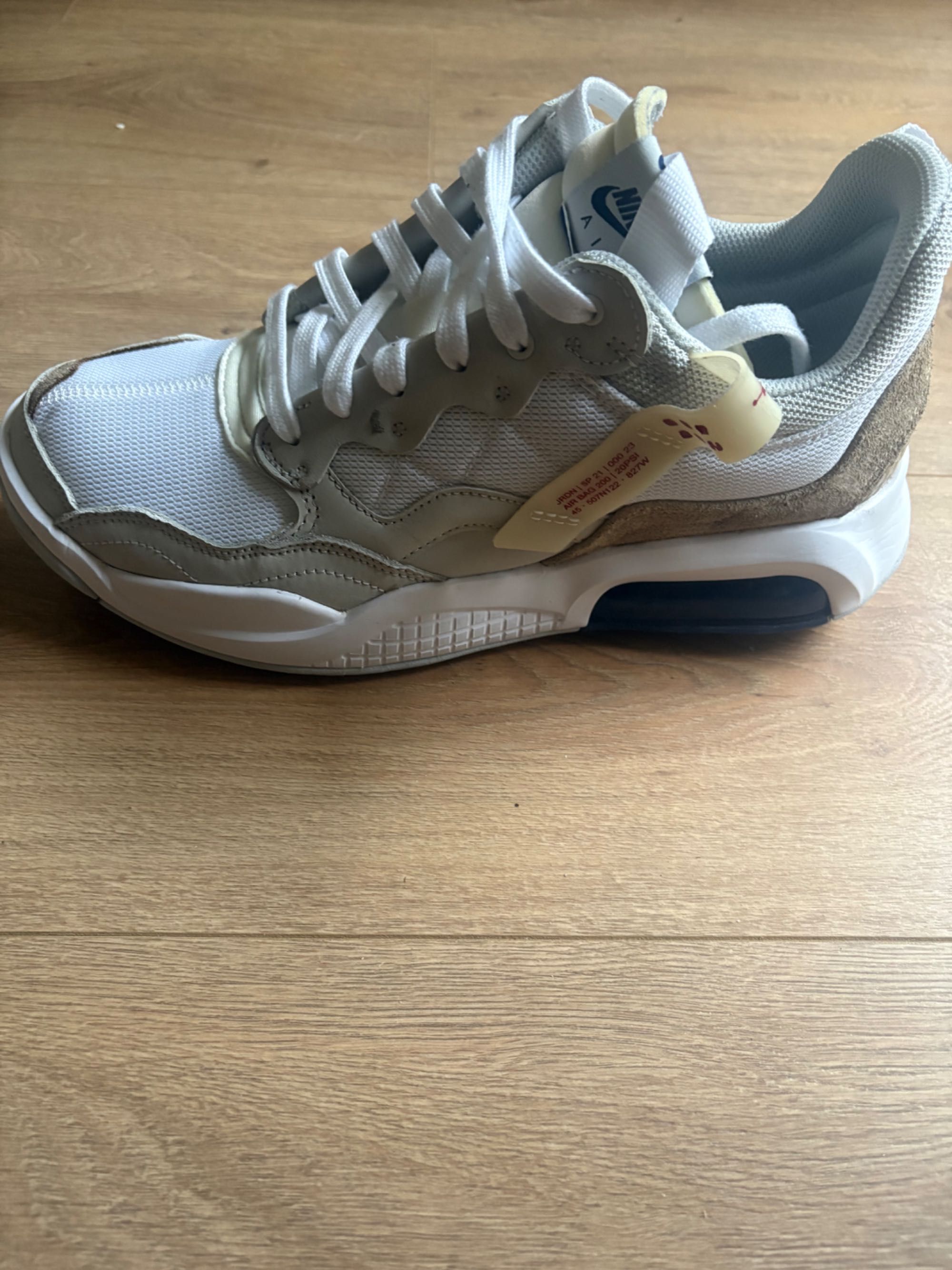 Маратонки NIKE,  44 номер (28 см)