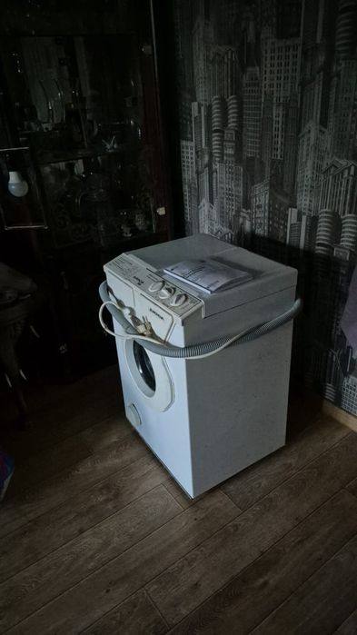 Продам стиральную машину