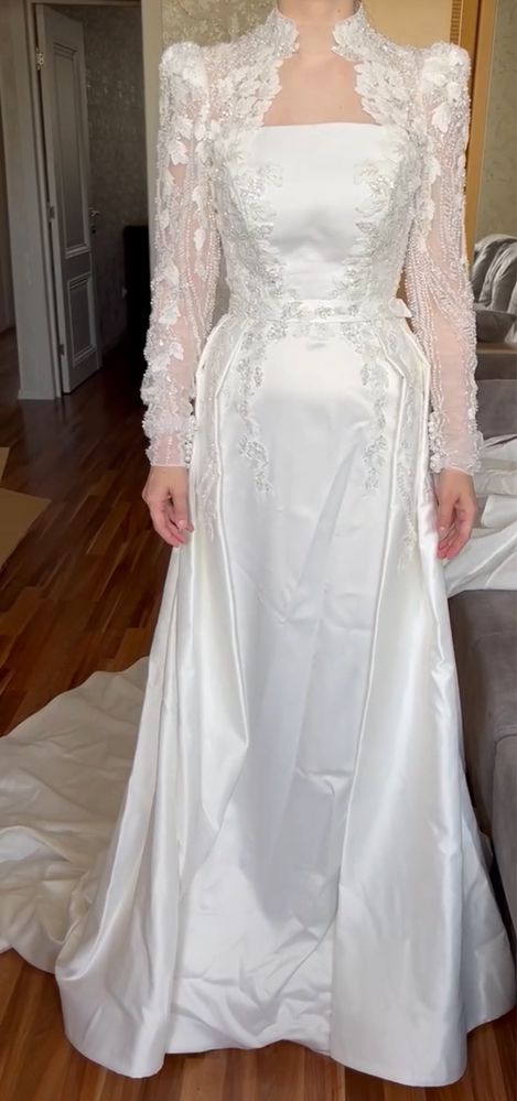 Свадебное платье