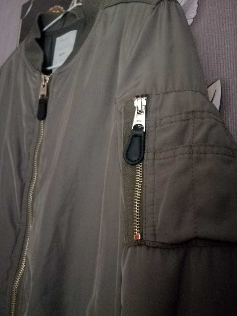 Дамско яке Bershka размер М