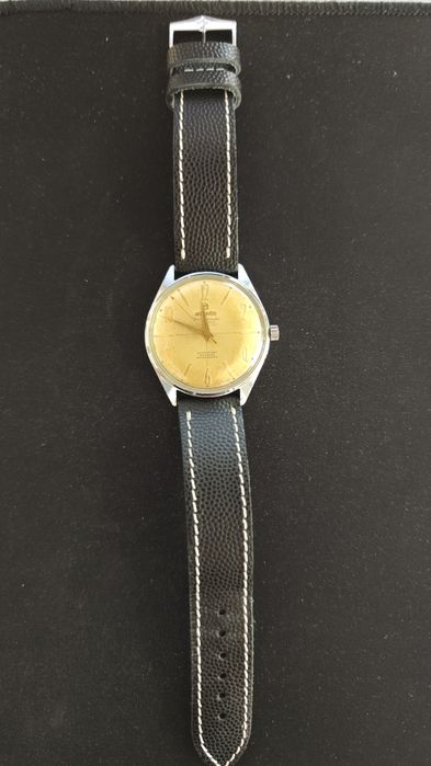Atlantic worldmaster super de luxe, mecanism Eta 1113.