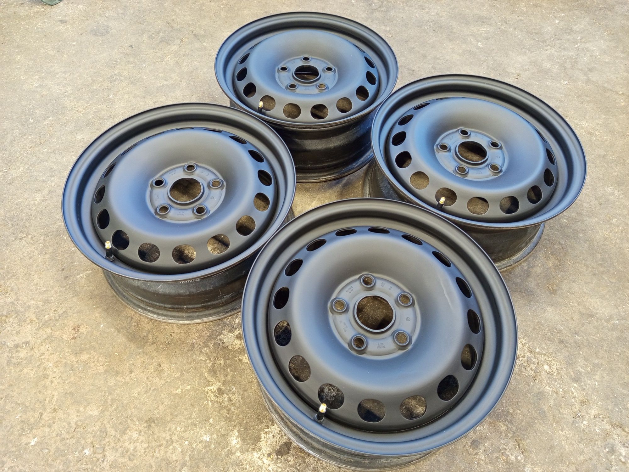 15" VW Golf Caddy Touran 5x112